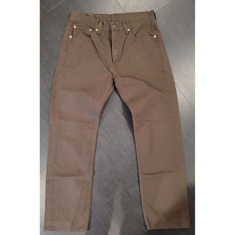 Levis 505 33x32 Soil Brown. Great shape white lable straight leg zipper 2014